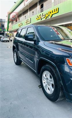 جیپ گراند شیرۆکی